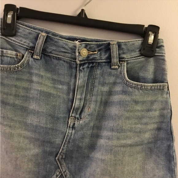 Hollister size 0 (w24) height rise jean skirt with frayed hem 5 pocket - Picture 10 of 12